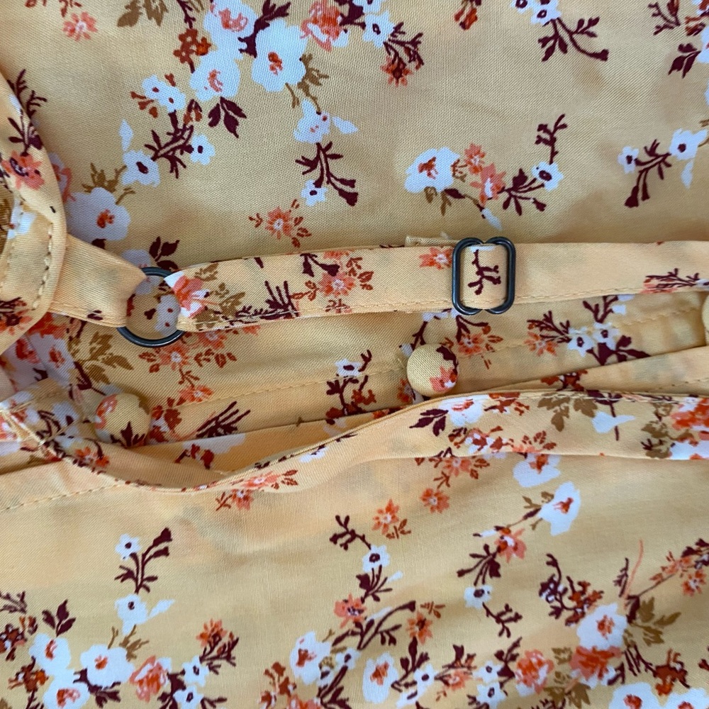 NWT old navy top - Picture 2 of 4